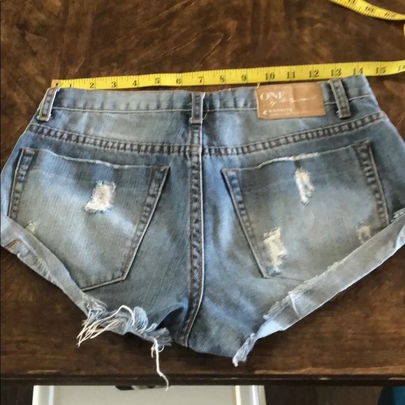 CUTEST ONE Teaspoon BANDITS shorts! Size 24! - Picture 5 of 10